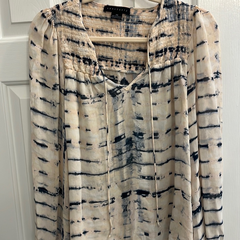 Sheer Sanctuary top in blush and blues